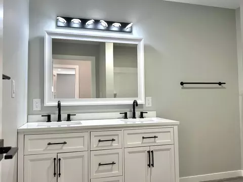 Bath - 501 Maple Ln, Spring Valley, MN 55975 photo 2 of 3