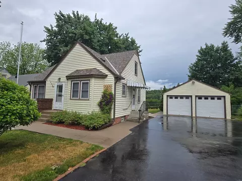 1020 Mccammon Ave, Saint Paul Park, MN 55071