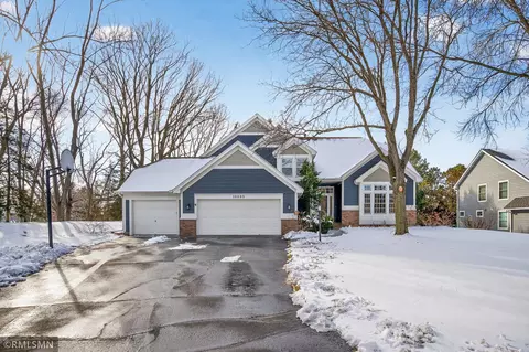 10005 Antrim Ct, Woodbury, MN 55129