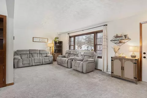 1103 18th St NE, Austin, MN 55912 photo 17