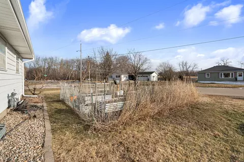 1103 18th St NE, Austin, MN 55912 photo 16