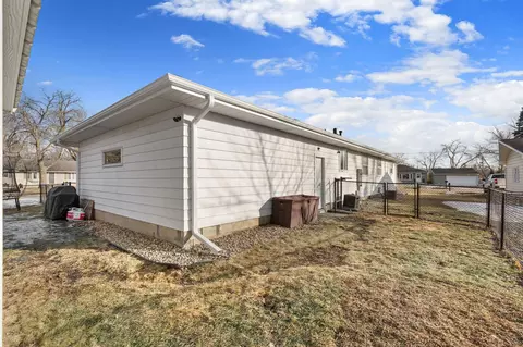 1103 18th St NE, Austin, MN 55912 photo 14