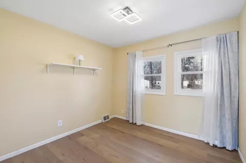 Bedroom - 8704 Crest Rd, Bloomington, MN 55425 photo 1 of 4