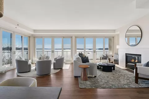 4100 Shoreline Dr #S206, Spring Park, MN 55384