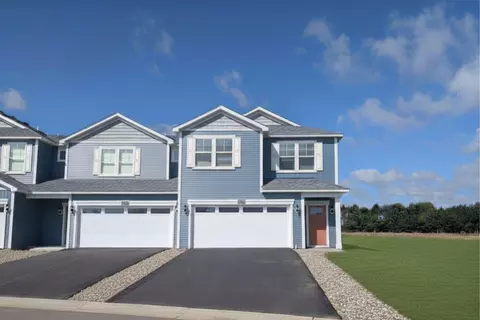 5475 Fall Meadow Trl, North Branch, MN 55056