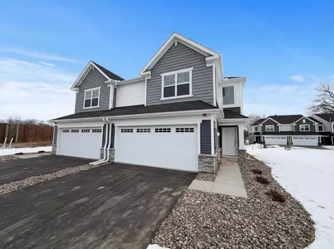 3092 Vanderbie St, Little Canada, MN 55117