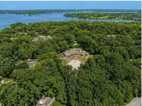 3574 Northome Rd, Wayzata, MN 55391