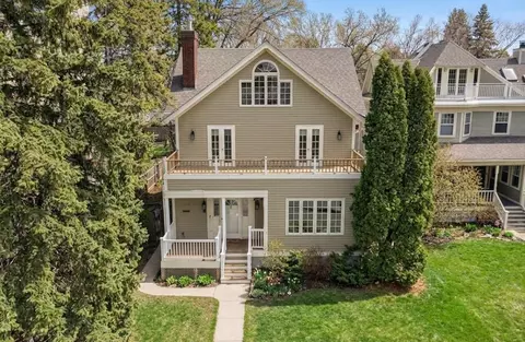 3115 E Bde Maka Ska Pkwy, Minneapolis, MN 55408