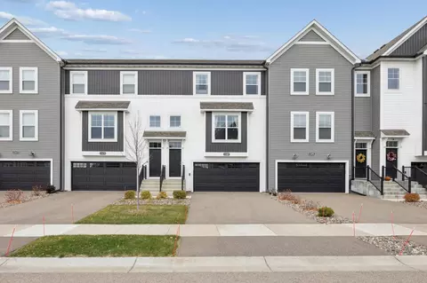 13485 Territorial Cir N, Maple Grove, MN 55369
