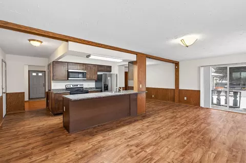 6706 Toledo Ave N, Brooklyn Center, MN 55429