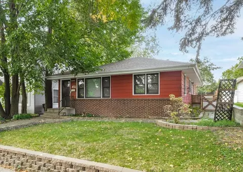 4112 7th St NE, Columbia Heights, MN 55421