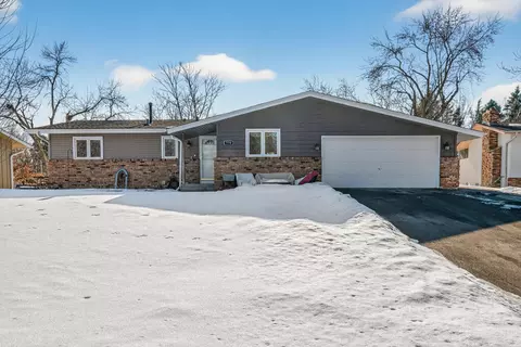 770 Hull Rd, Anoka, MN 55303