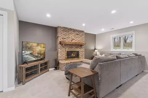 5420 Spring Ln, Minnetonka, MN 55345 photo 22