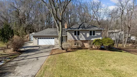 5420 Spring Ln, Minnetonka, MN 55345
