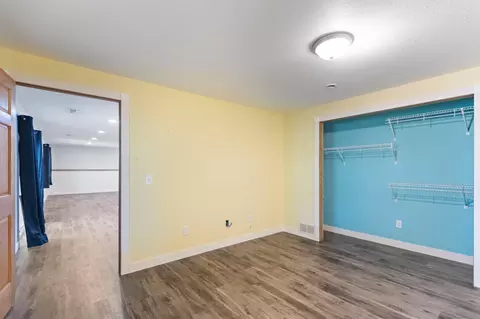 Bedroom - 3102 8th Ave NW, Faribault, MN 55021 photo 9 of 11