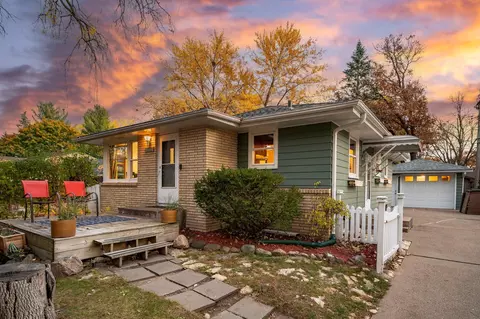 548 Fairmont St NE, Fridley, MN 55432