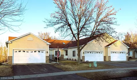 9046 Preserve Trl, Savage, MN 55378