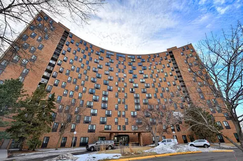 1181 Edgcumbe Rd #1716, Saint Paul, MN 55105