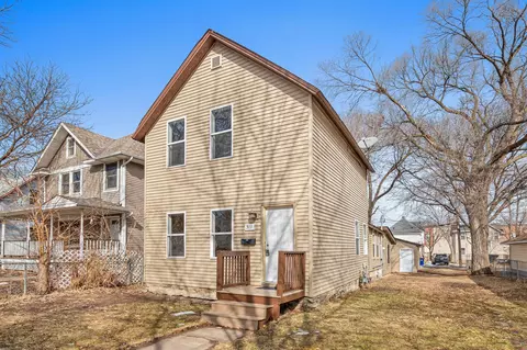 511 Edmund Ave W, Saint Paul, MN 55103