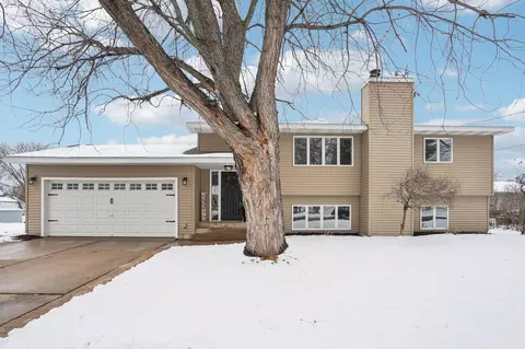 403 7th St N, Hudson, WI 54016