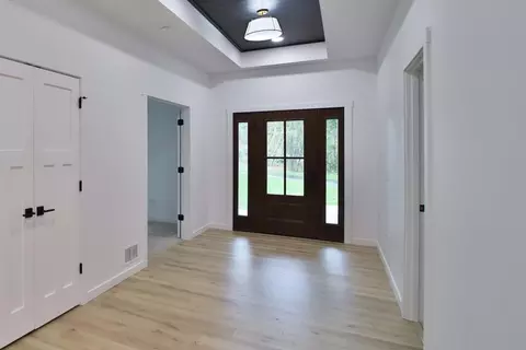 Entry Way - 16550 Sanctuary Ln, Brainerd, MN 56401 photo 1 of 4