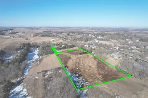 8426 11th Ave NW, Rochester, MN 55901