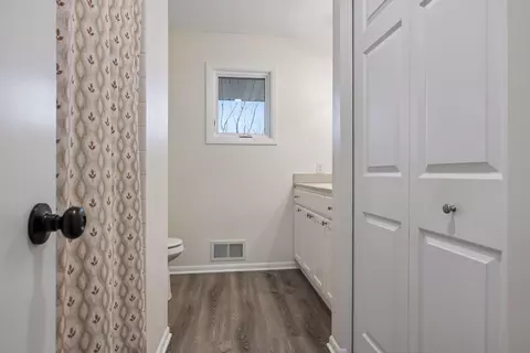 Bath - 9844 Cavell Cir, Bloomington, MN 55438 photo 1 of 3