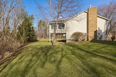 Exterior - 9844 Cavell Cir, Bloomington, MN 55438 photo 2 of 17