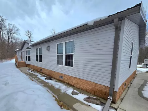 10069 1st Ave NW, Federal Dam, MN 56641