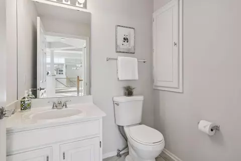 Bath - 2437 Skyline Dr, Bloomington, MN 55425 photo 1 of 4