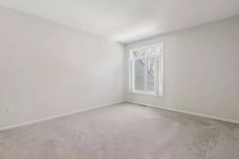 Bedroom - 2437 Skyline Dr, Bloomington, MN 55425 photo 2 of 4