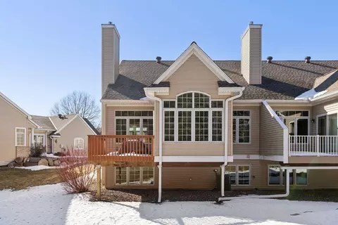 Exterior - 2437 Skyline Dr, Bloomington, MN 55425 photo 3 of 5