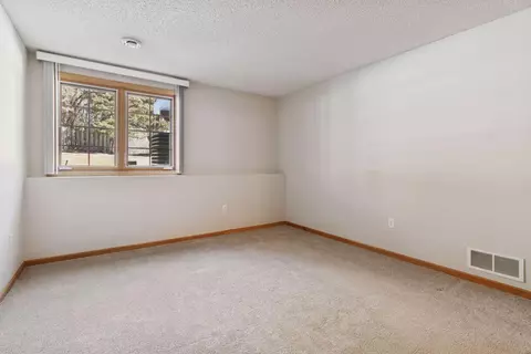 Bedroom - 2437 Skyline Dr, Bloomington, MN 55425 photo 4 of 4