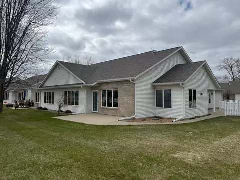 1960 Long Bridge Rd, Detroit Lakes, MN 56501