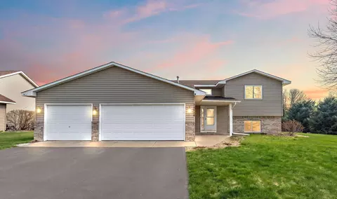 14084 Gadwall Ln, Rogers, MN 55374