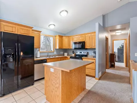 Kitchen - 14943 Hemlock Dr, Baxter, MN 56425 photo 1 of 2