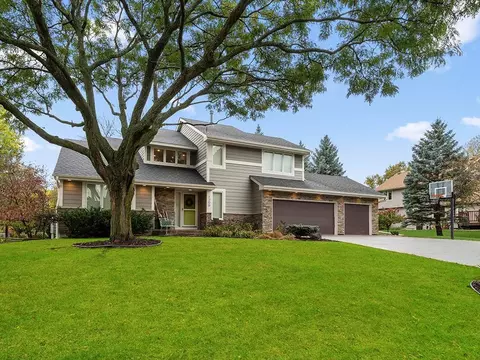 1309 Aspen Dr, Burnsville, MN 55337