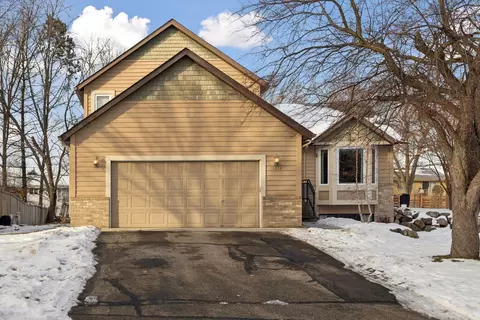 13632 Princeton Cir, Savage, MN 55378