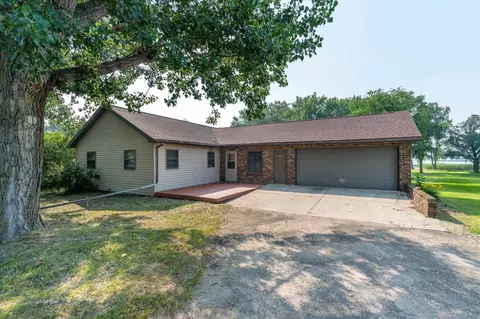 24832 N Wall Lake Dr, Fergus Falls, MN 56537