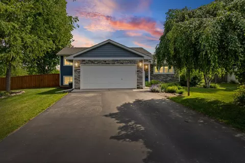 15130 Dartmoor Ct, Rosemount, MN 55068