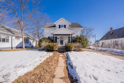2123 8th St, Eau Claire, WI 54703