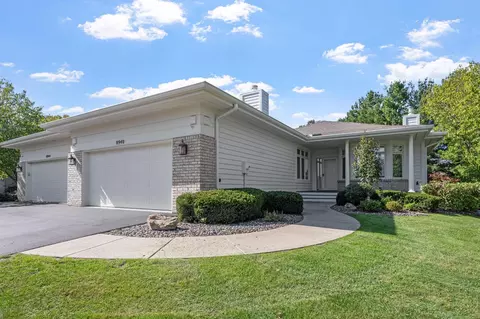 8940 Hilloway Rd, Eden Prairie, MN 55347