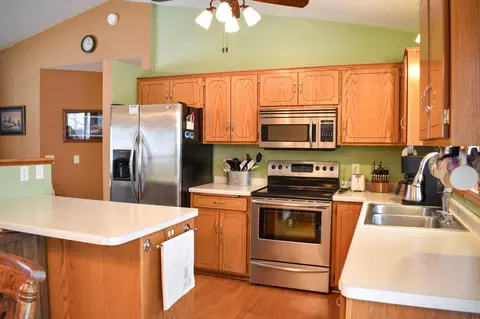 Kitchen - 318 12th Ave S, Cold Spring, MN 56320 photo 2 of 3