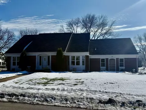 4680 Goldenrod Ln N, Plymouth, MN 55442