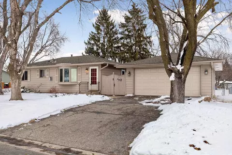 4364 Nicols Rd, Eagan, MN 55122
