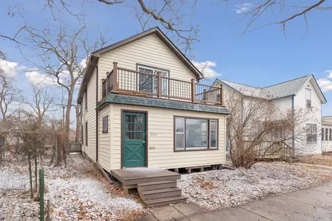 2933 30th Ave S, Minneapolis, MN 55406