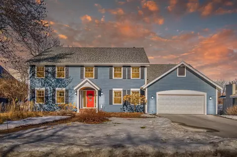 11804 Waterford Rd, Eden Prairie, MN 55347