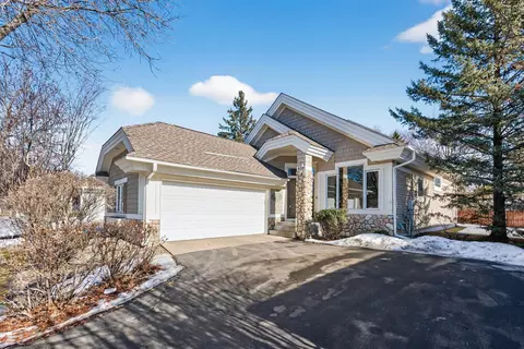 528 Wildflower, Burnsville, MN 55306