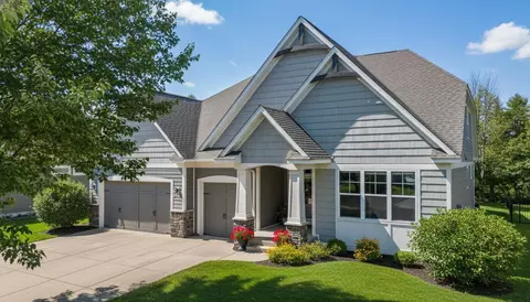 16899 E Lake Dr, Lakeville, MN 55044