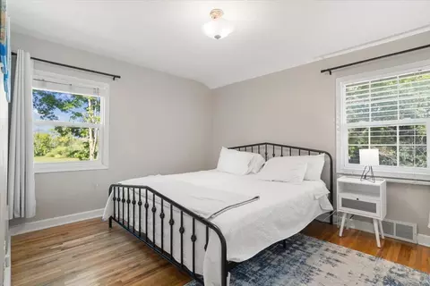 Bedroom - 332 Mill St, Excelsior, MN 55331 photo 2 of 3